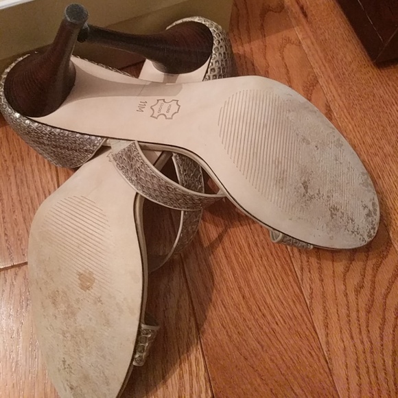 Sandals - Picture 5 of 5